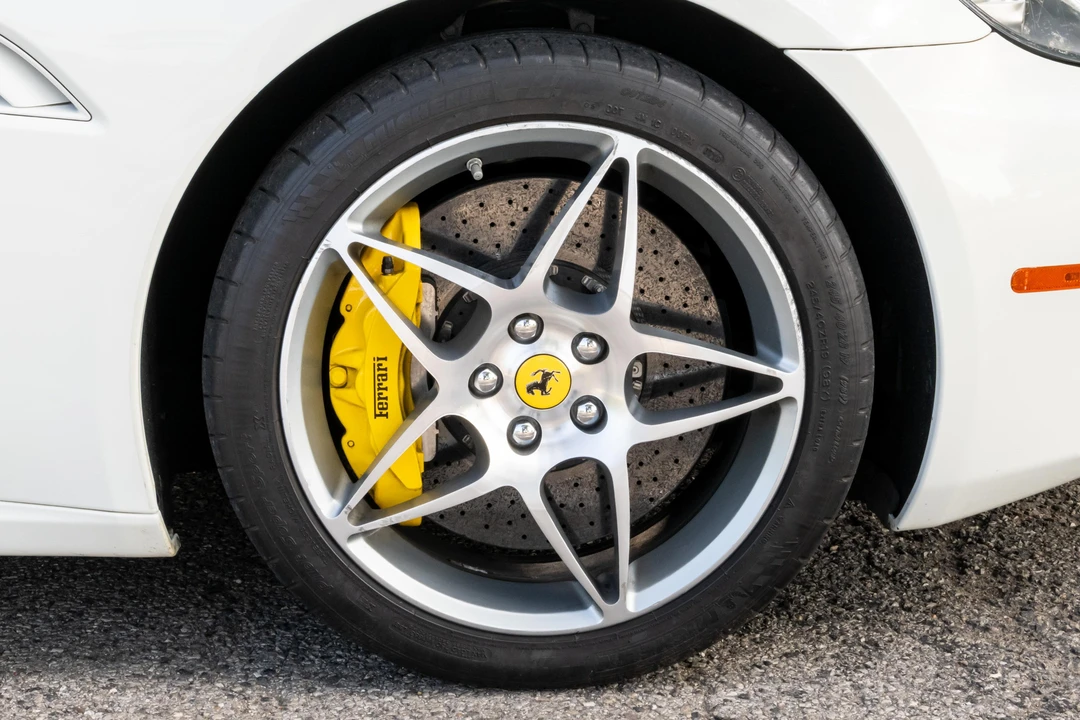 2010 Ferrari California - Image 30 of 31
