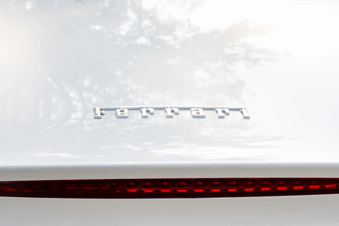 2010 Ferrari California - Image 21 of 31
