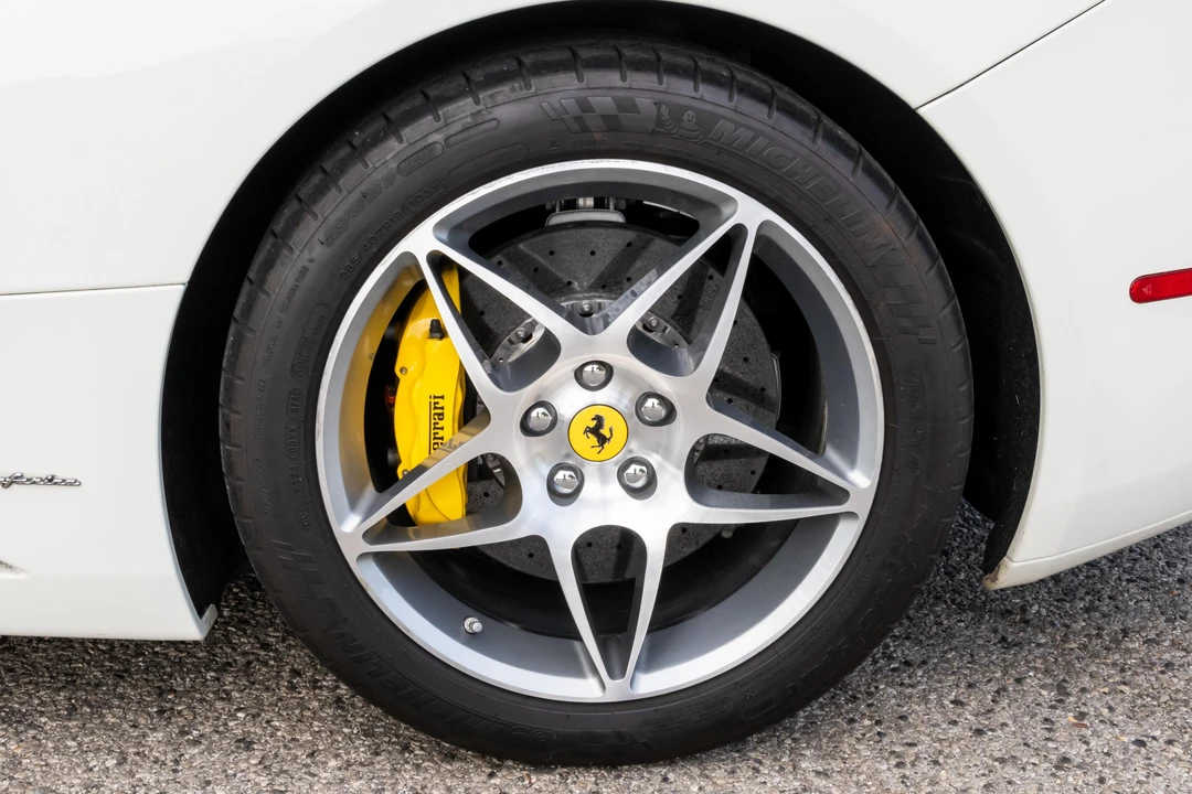 2010 Ferrari California - Image 28 of 31