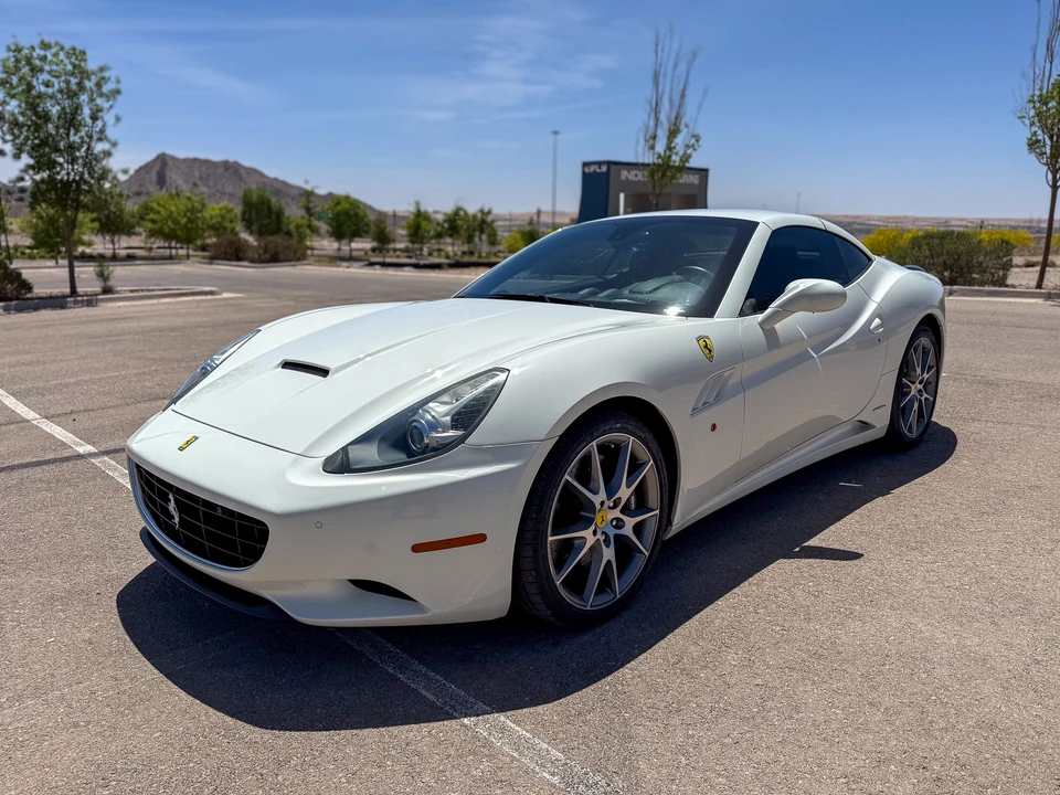 2010 Ferrari California - Image 6 of 31