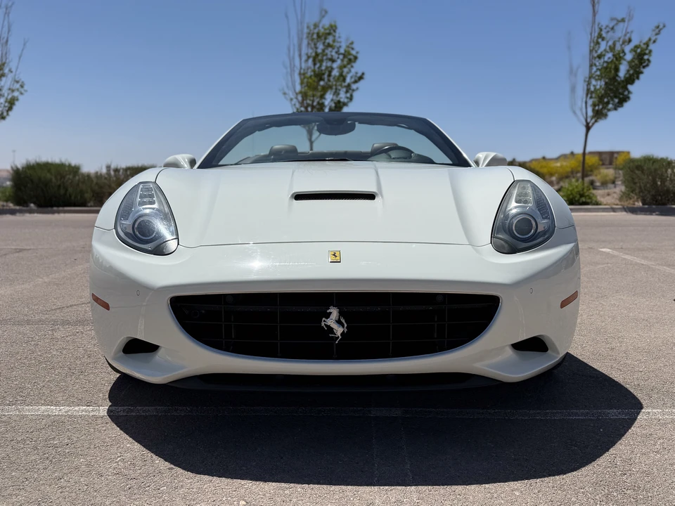 2010 Ferrari California - Image 18 of 31