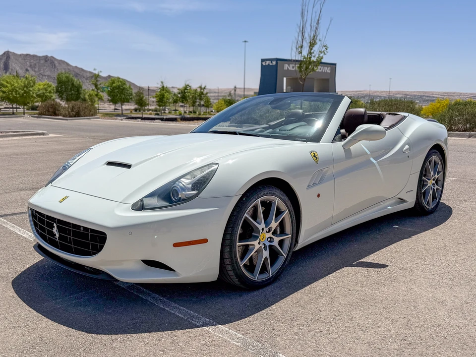 2010 Ferrari California - Image 19 of 31