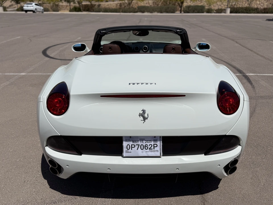 2010 Ferrari California - Image 24 of 31