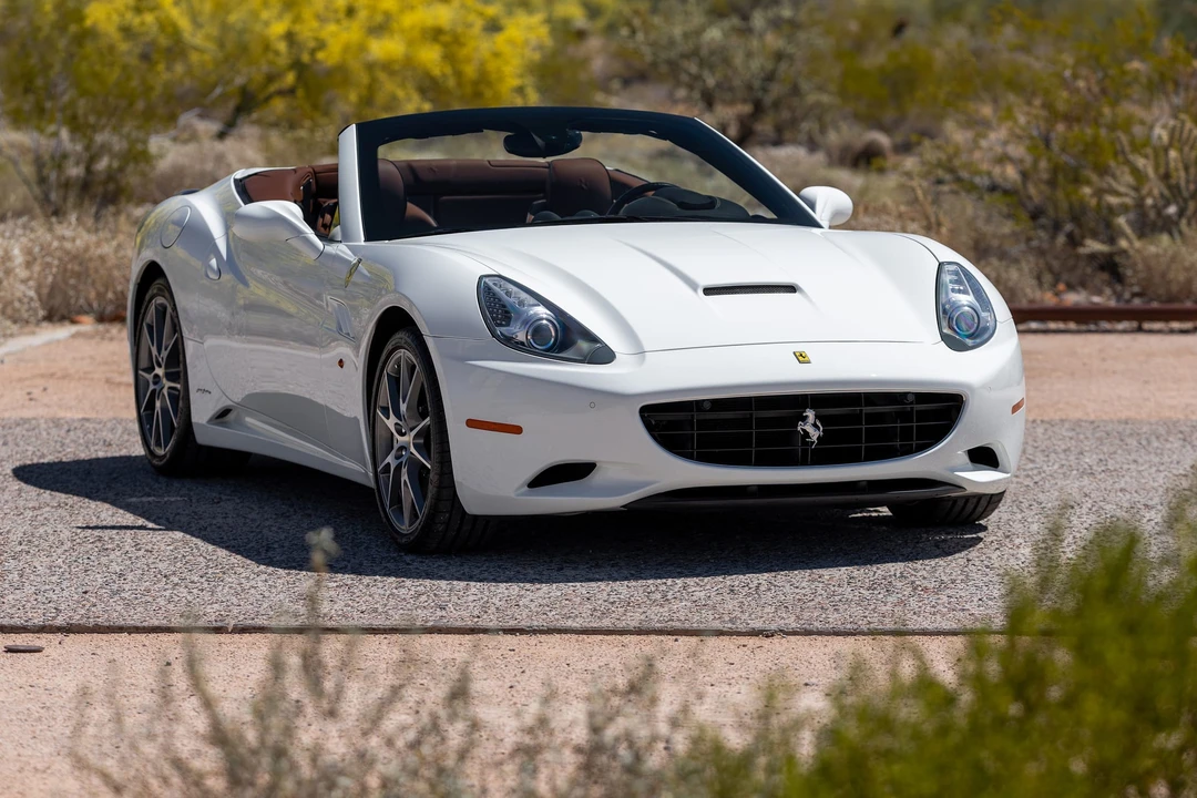 2010 Ferrari California - Image 14 of 31