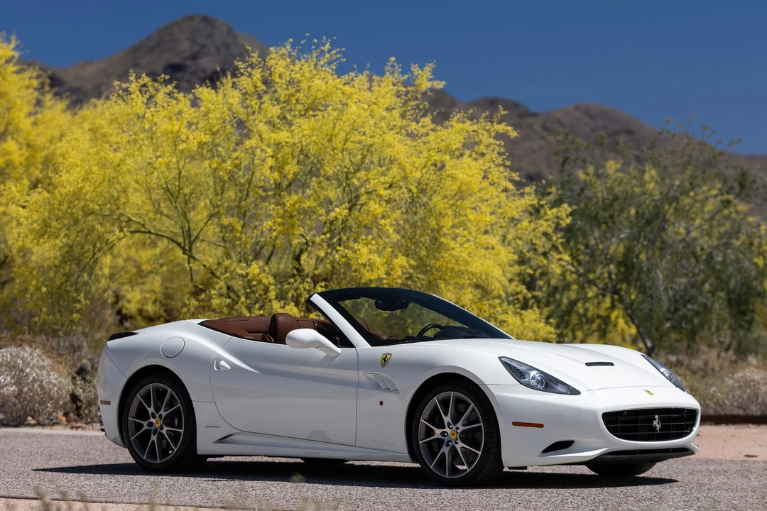 2010 Ferrari California - Image 16 of 31