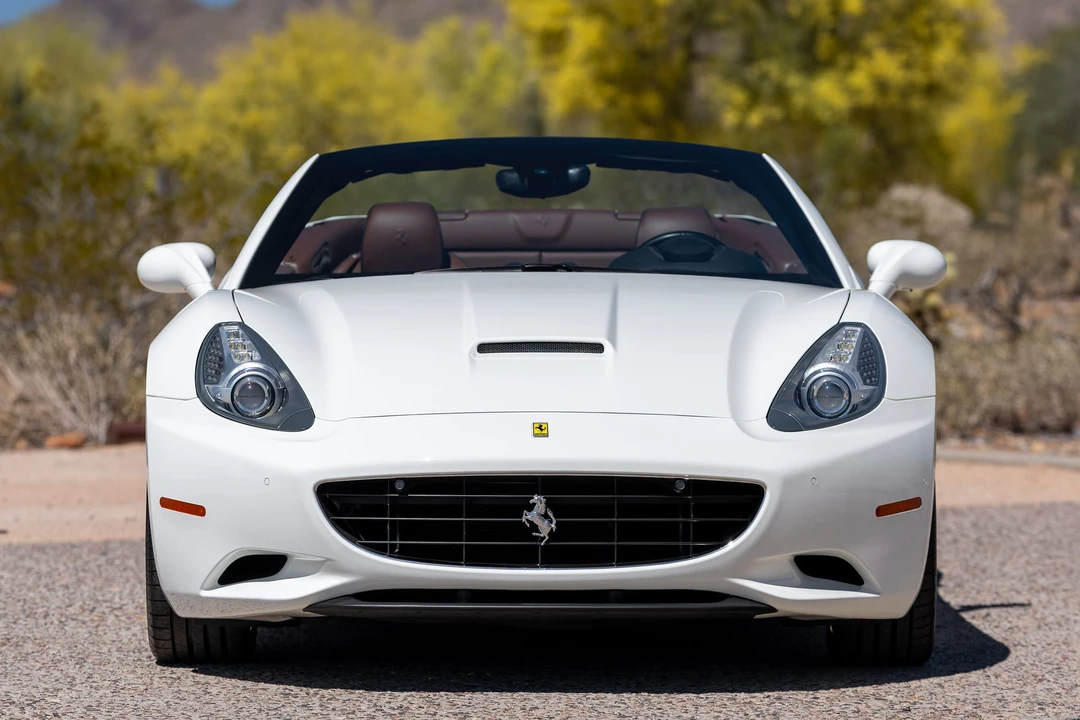 2010 Ferrari California - Image 11 of 31