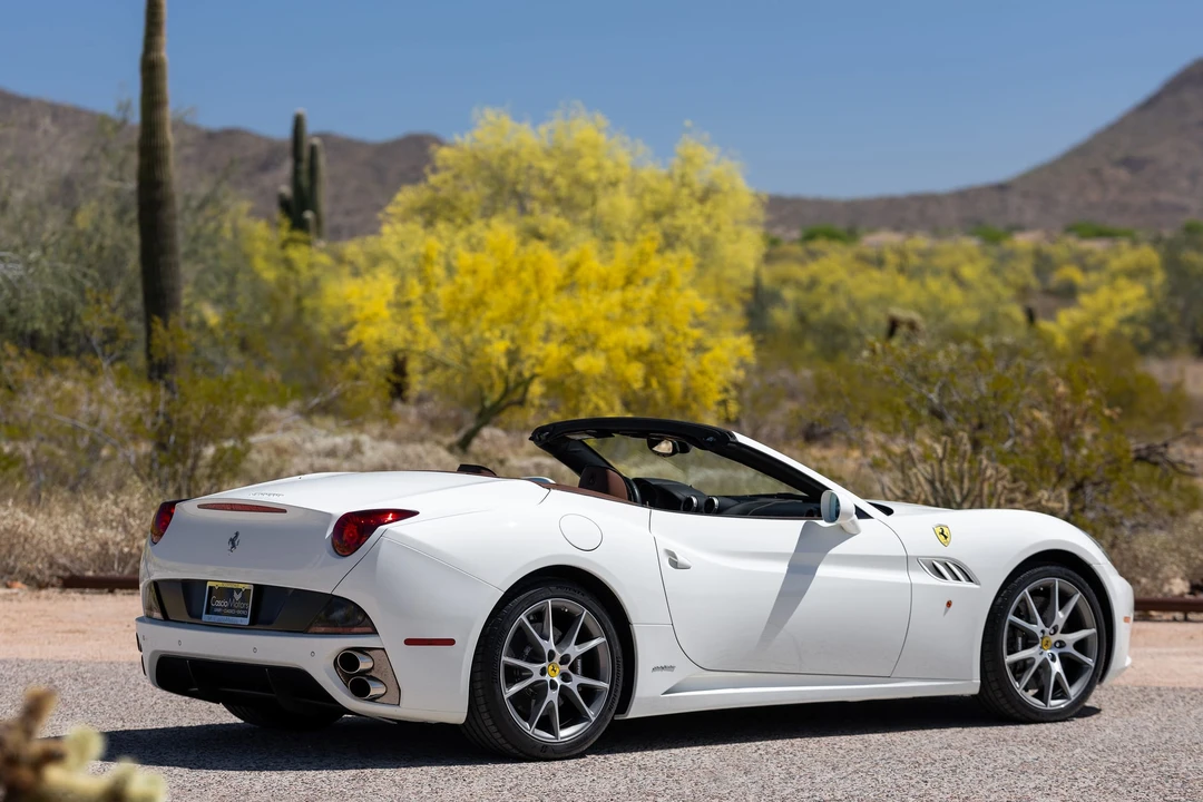 2010 Ferrari California - Image 25 of 31