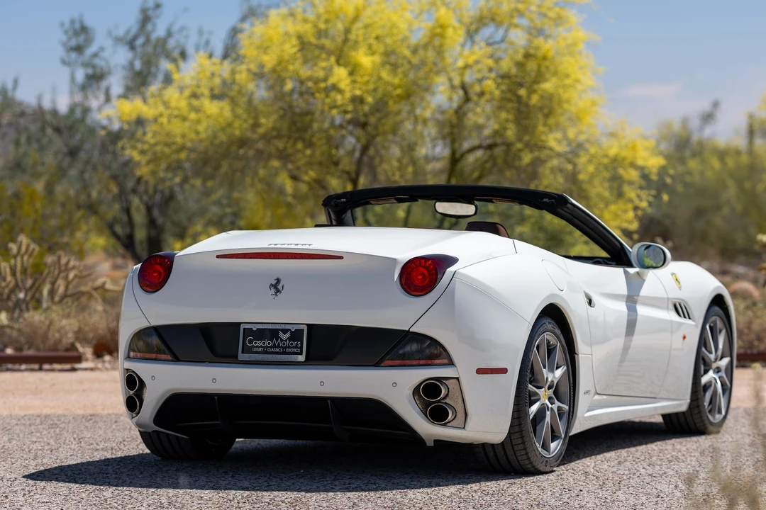2010 Ferrari California - Image 29 of 31