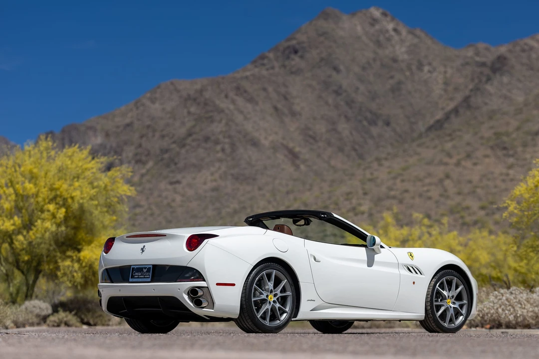 2010 Ferrari California - Image 23 of 31