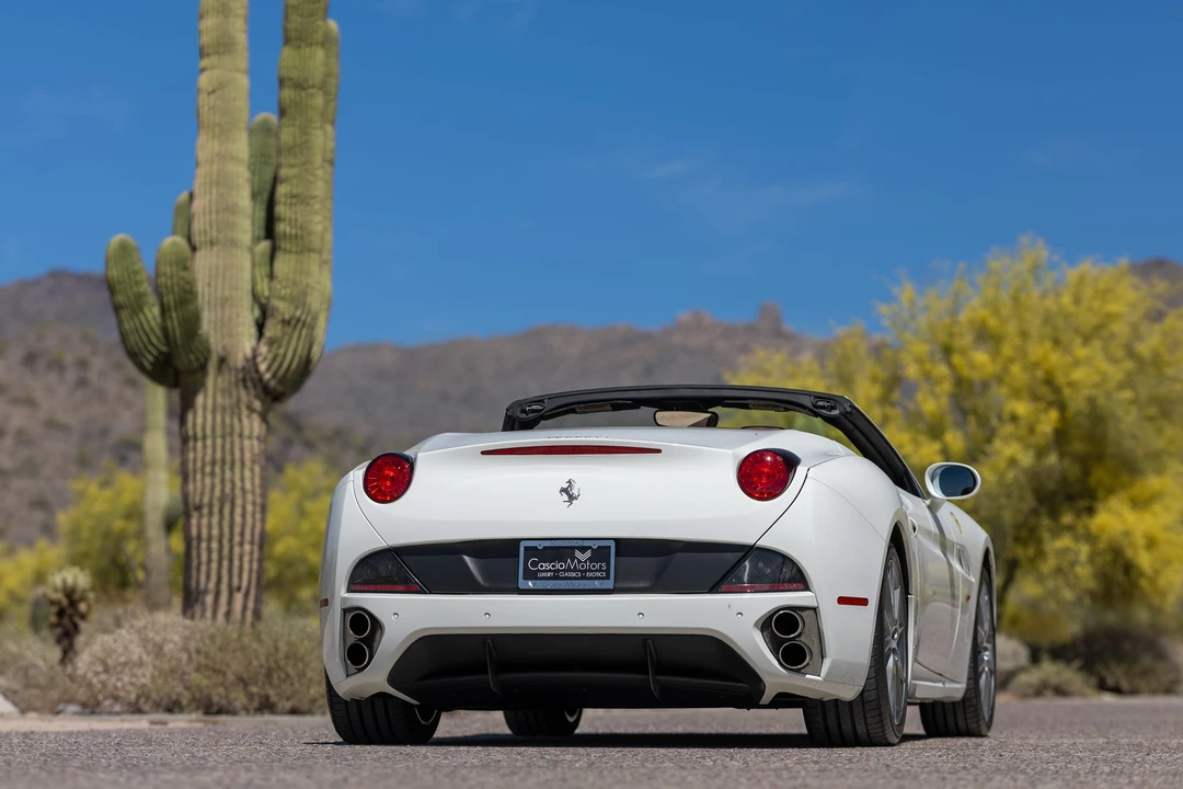2010 Ferrari California - Image 30 of 31