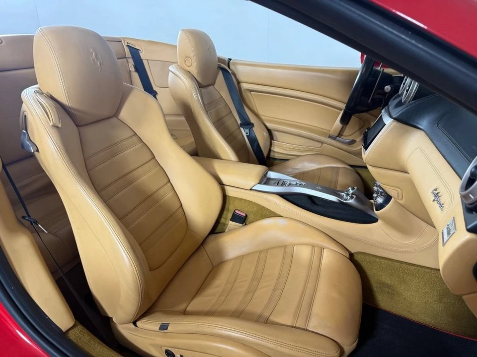 2010 Ferrari California - Image 23 of 28
