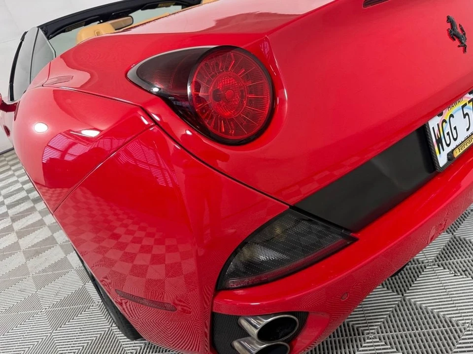 2010 Ferrari California - Image 10 of 28