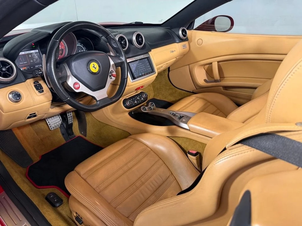 2010 Ferrari California - Image 12 of 28