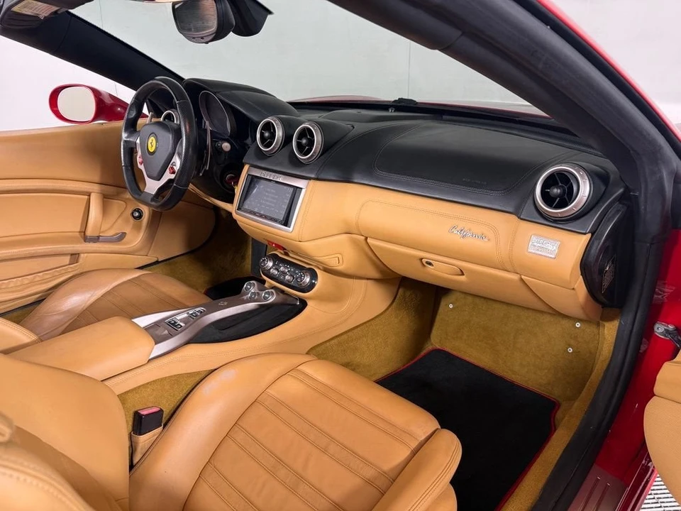 2010 Ferrari California - Image 22 of 28