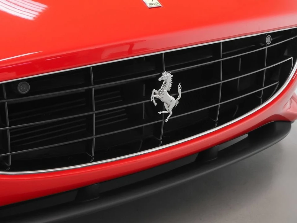 2010 Ferrari California - Image 6 of 31