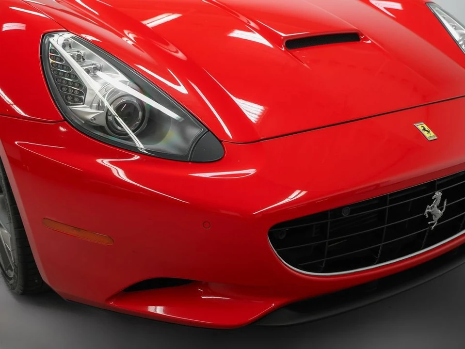 2010 Ferrari California - Image 4 of 31