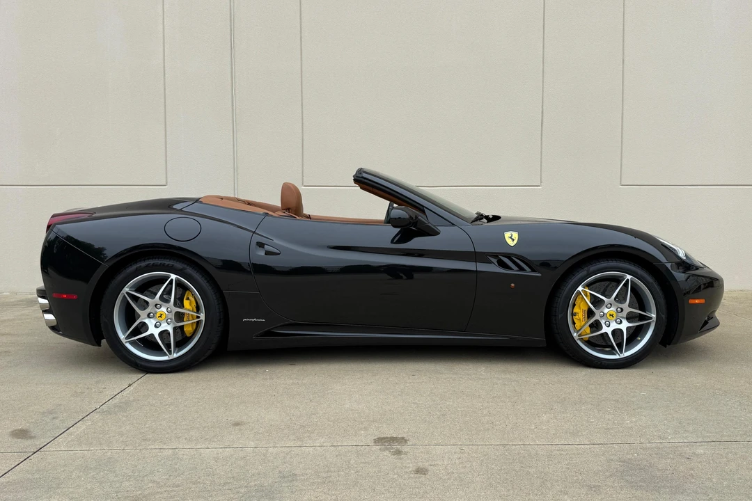2010 Ferrari California - Image 3 of 31