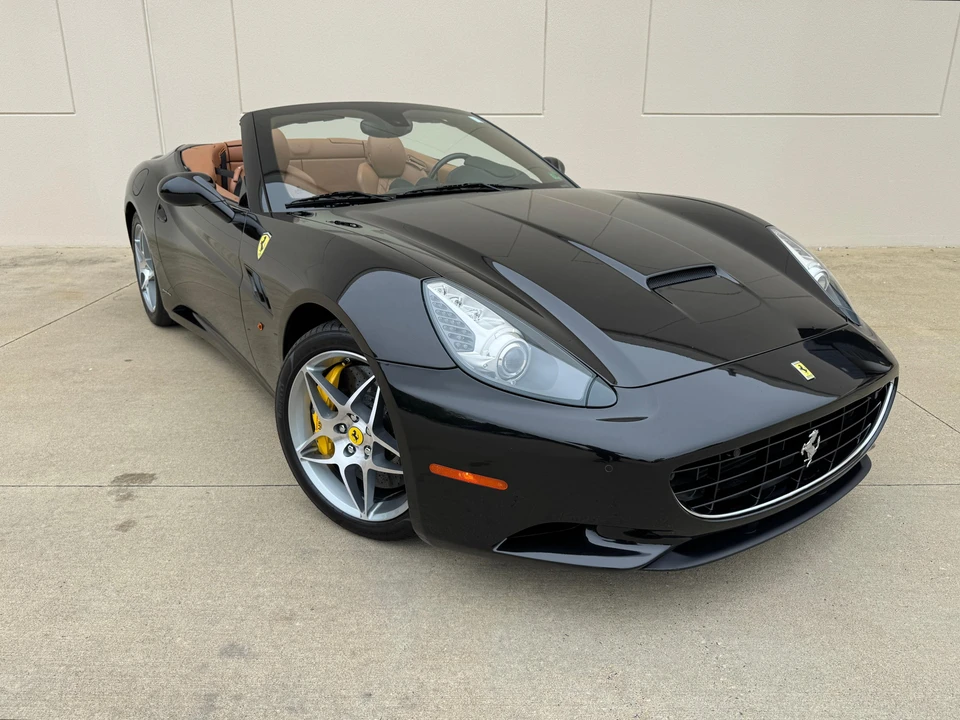 2010 Ferrari California - Image 30 of 31