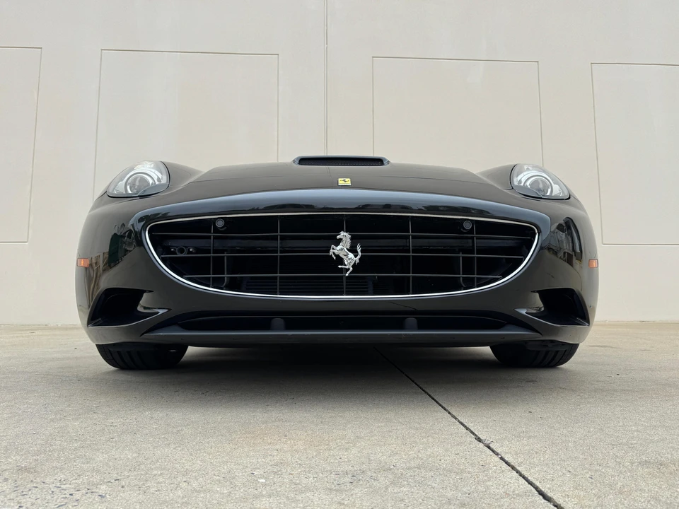 2010 Ferrari California - Image 6 of 31