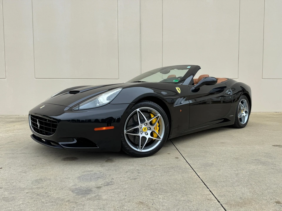 2010 Ferrari California - Image 11 of 31