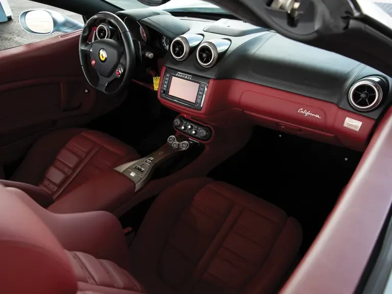 2010 Ferrari California - Image 17 of 27