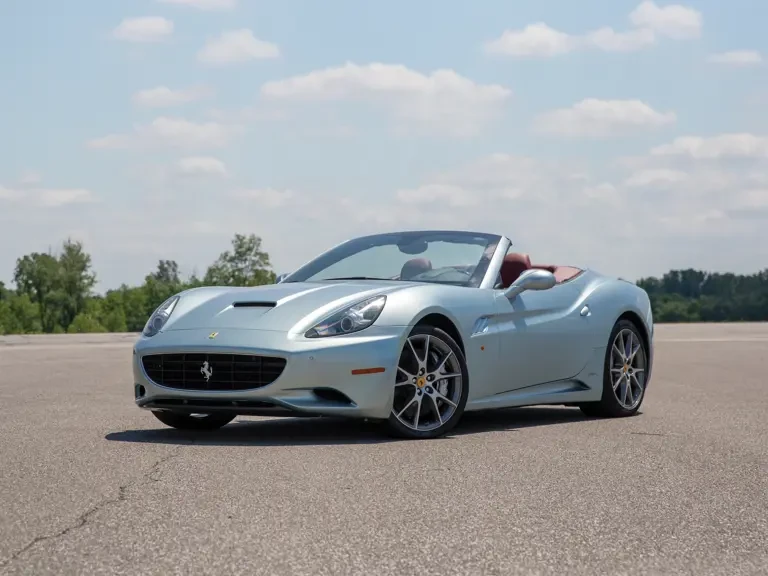 2010 Ferrari California - Image 2 of 27