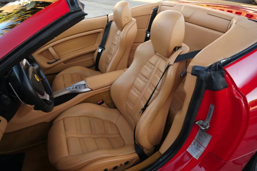 2010 Ferrari California - Image 16 of 22