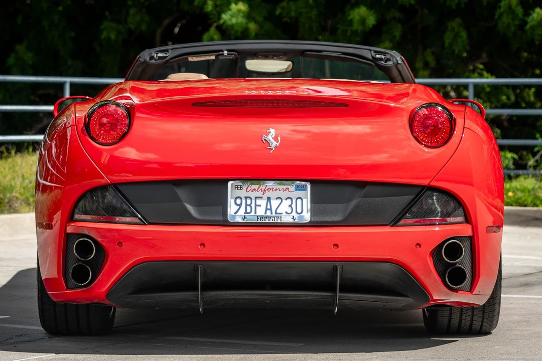 2010 Ferrari California - Image 5 of 31