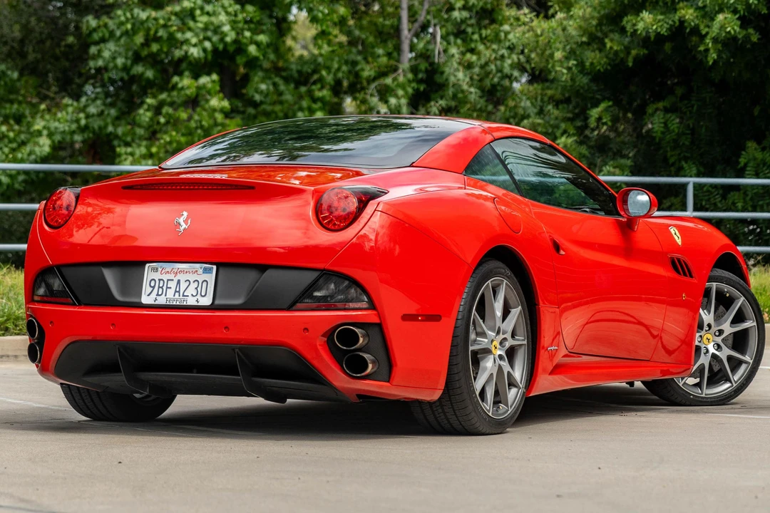 2010 Ferrari California - Image 4 of 31