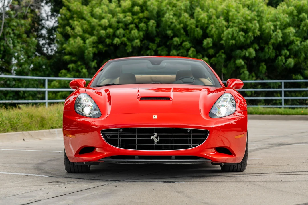 2010 Ferrari California - Image 10 of 31