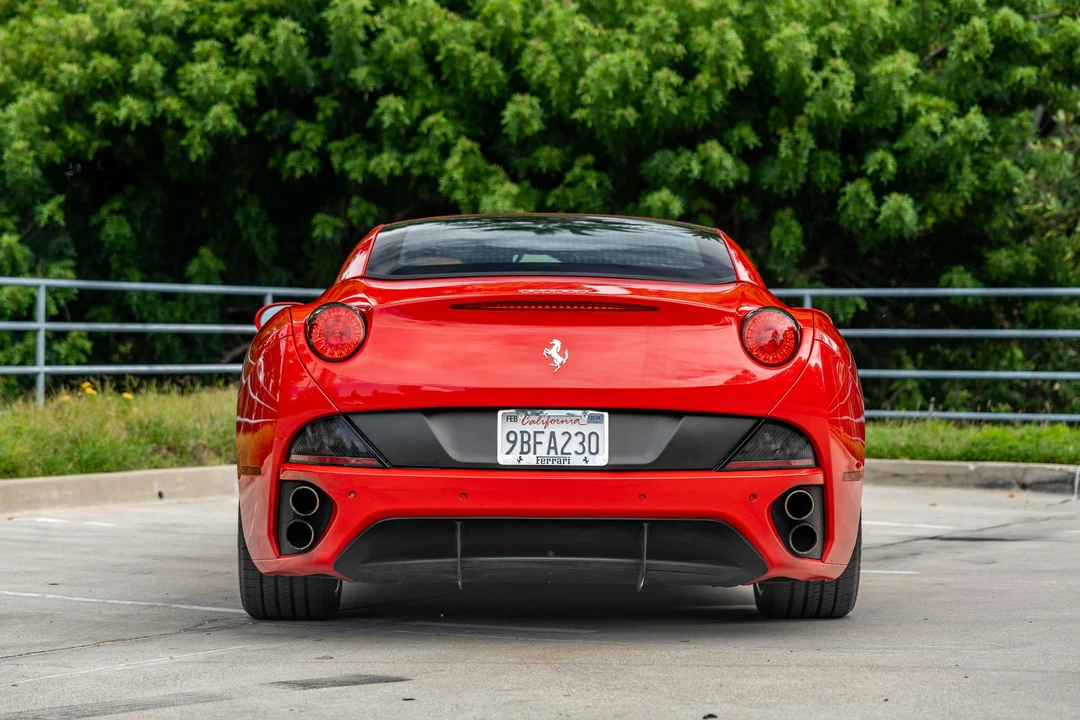 2010 Ferrari California - Image 14 of 31