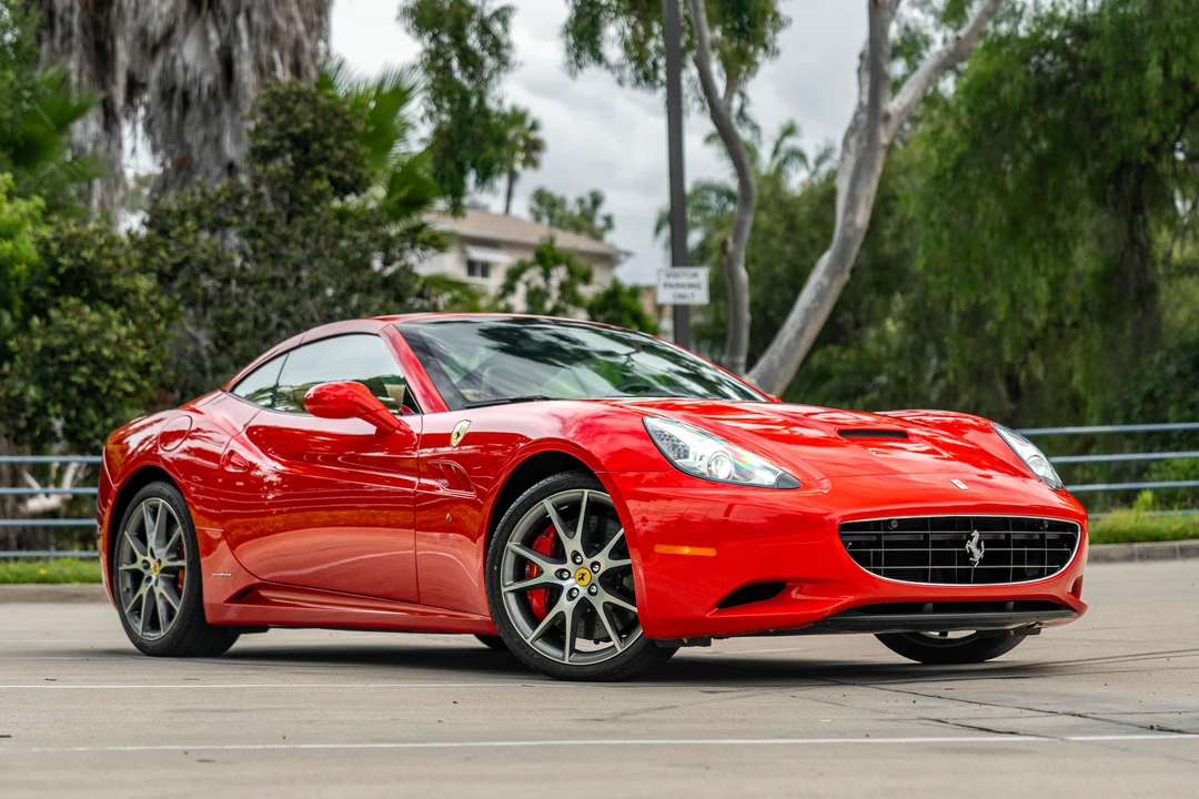 2010 Ferrari California - Image 16 of 31