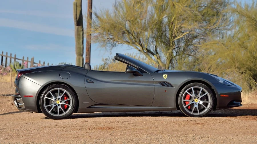 2010 Ferrari California - Image 2 of 20