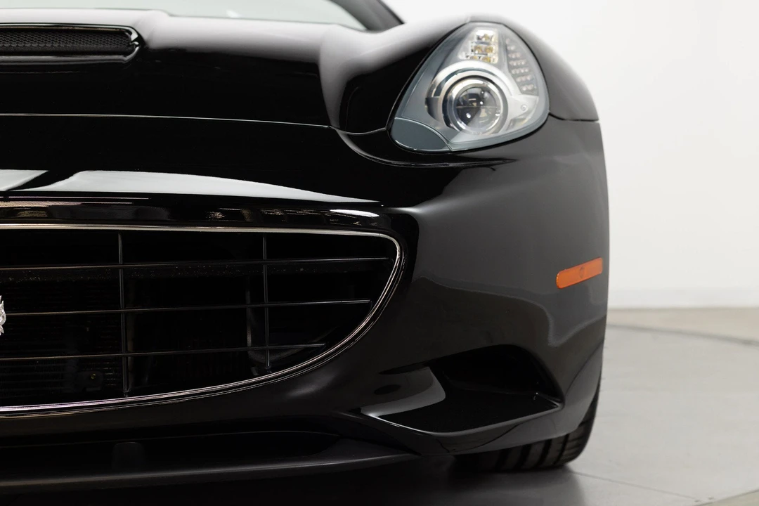 2010 Ferrari California - Image 25 of 31