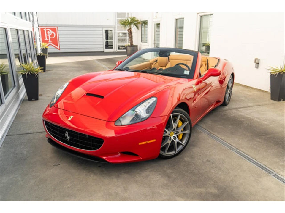 2010 Ferrari California - Image 3 of 12