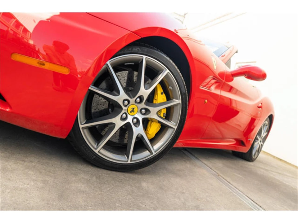 2010 Ferrari California - Image 4 of 12
