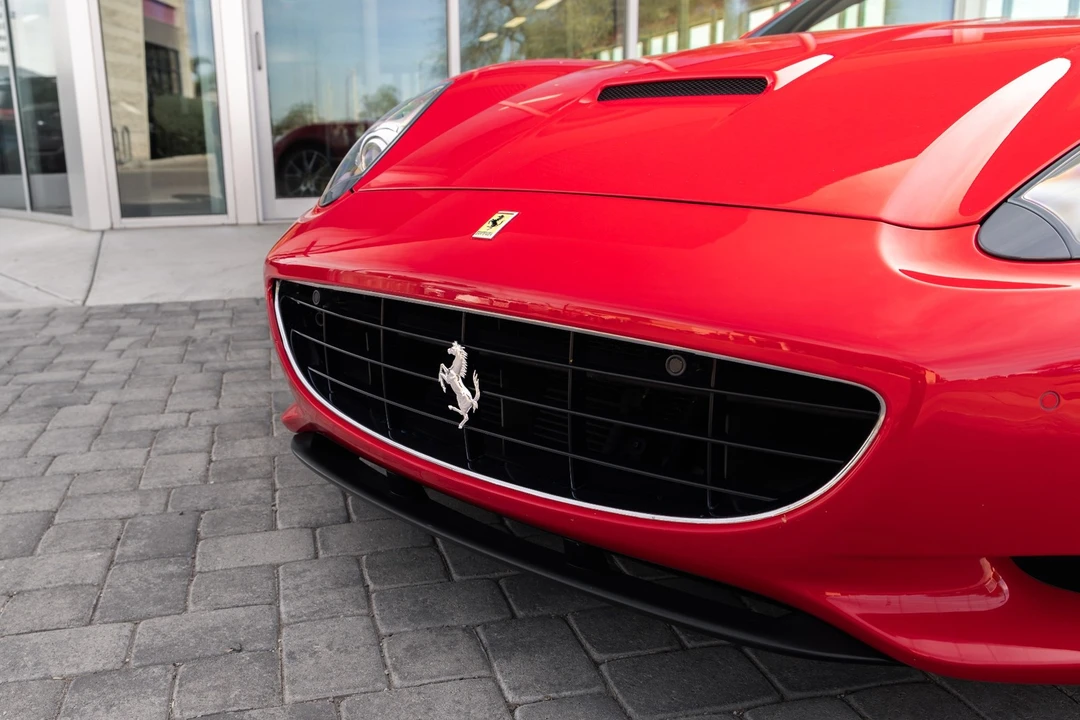 2010 Ferrari California - Image 8 of 21