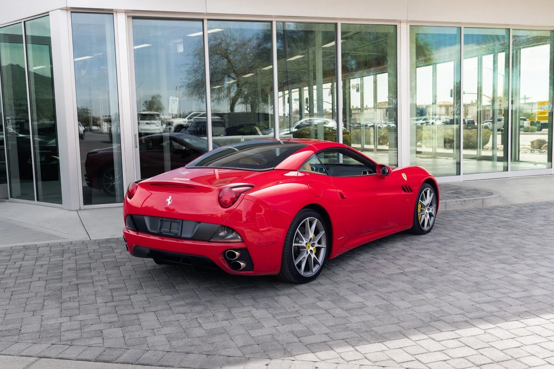 2010 Ferrari California - Image 20 of 21