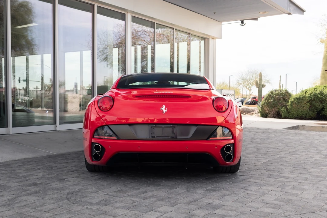 2010 Ferrari California - Image 18 of 21