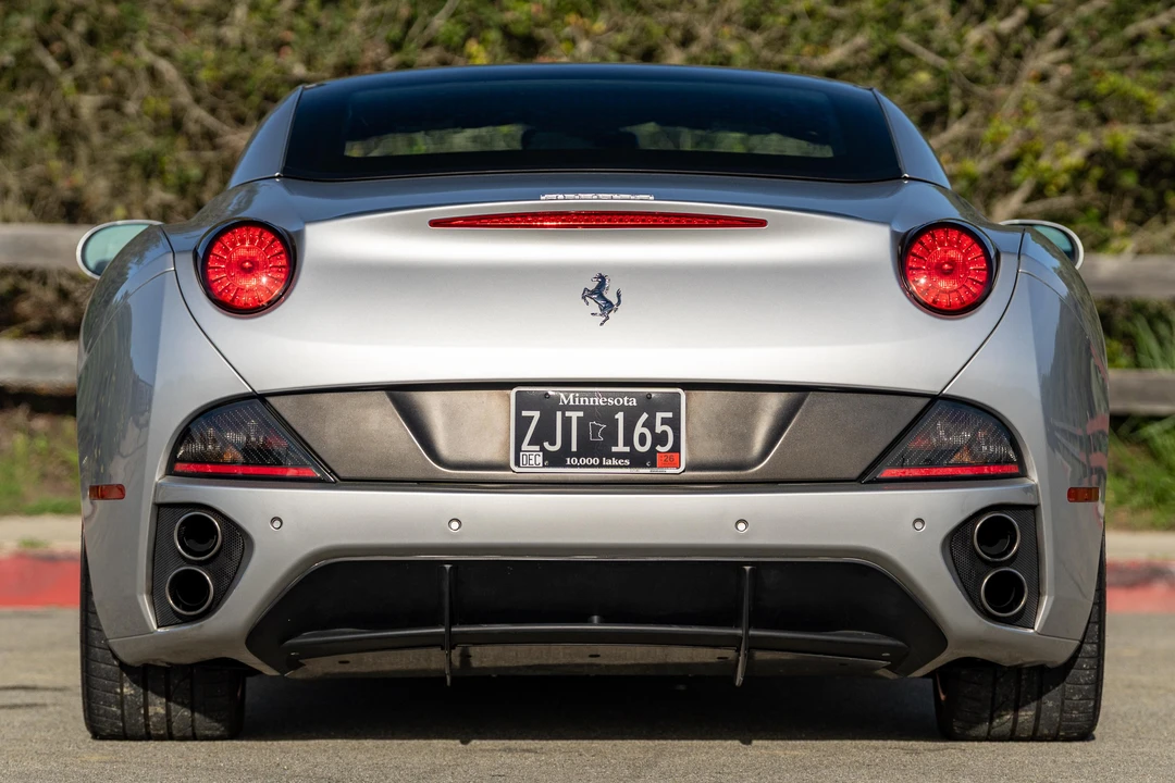 2010 Ferrari California - Image 11 of 31