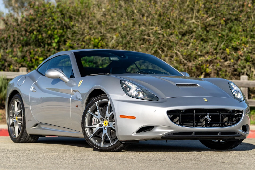 2010 Ferrari California - Image 14 of 31