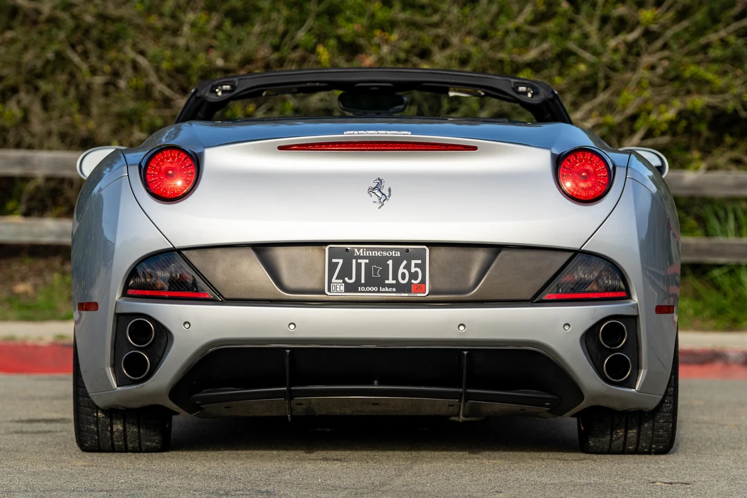 2010 Ferrari California - Image 5 of 31