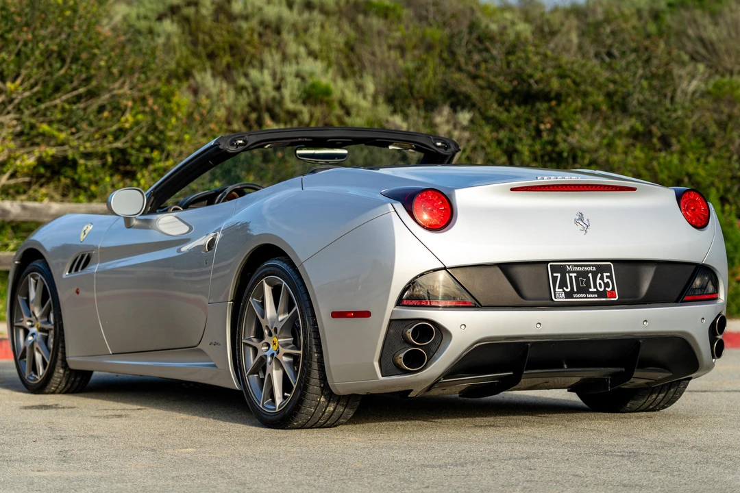 2010 Ferrari California - Image 8 of 31