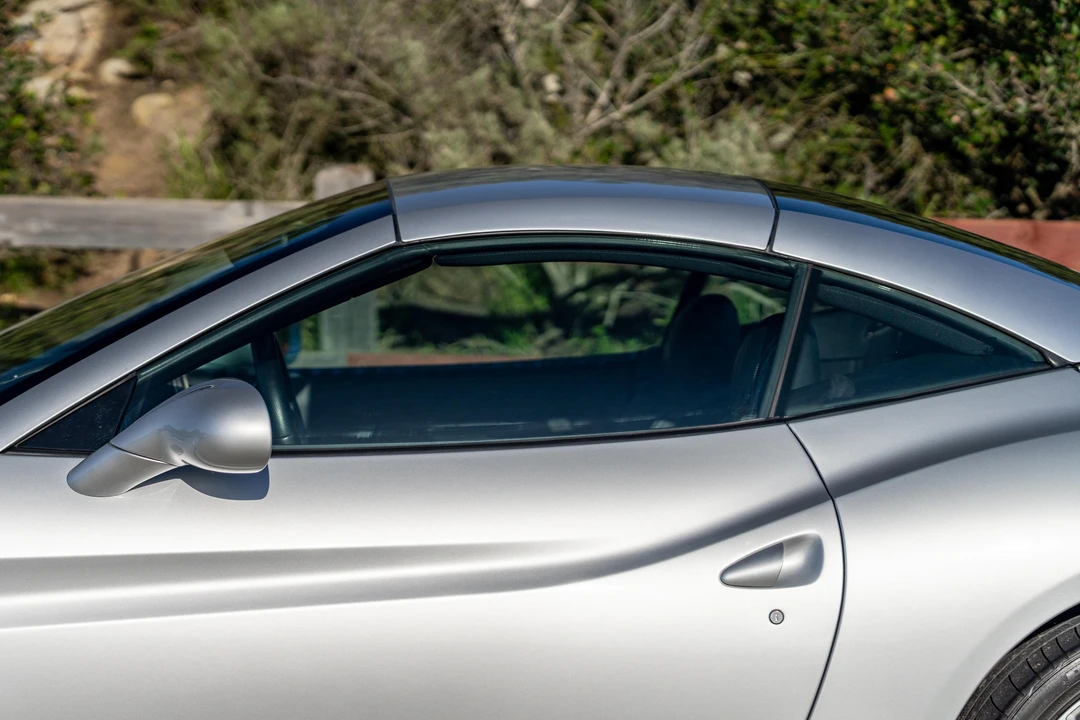 2010 Ferrari California - Image 27 of 31