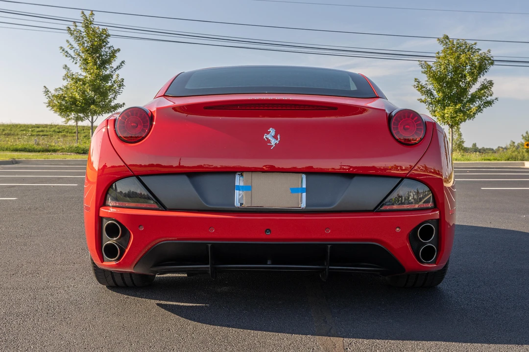 2010 Ferrari California - Image 15 of 30