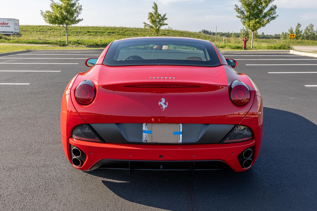 2010 Ferrari California - Image 14 of 30