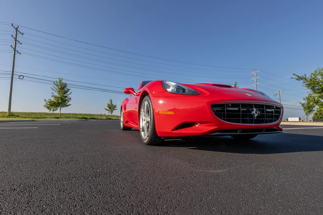 2010 Ferrari California - Image 11 of 30