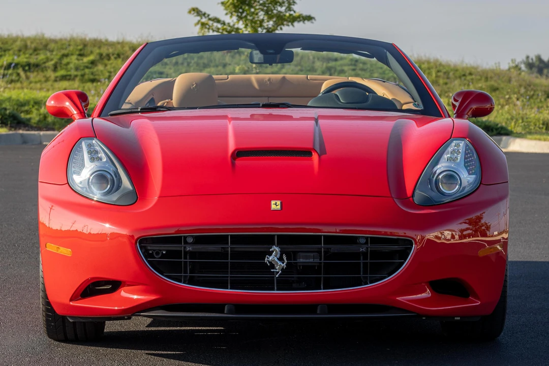 2010 Ferrari California - Image 2 of 30