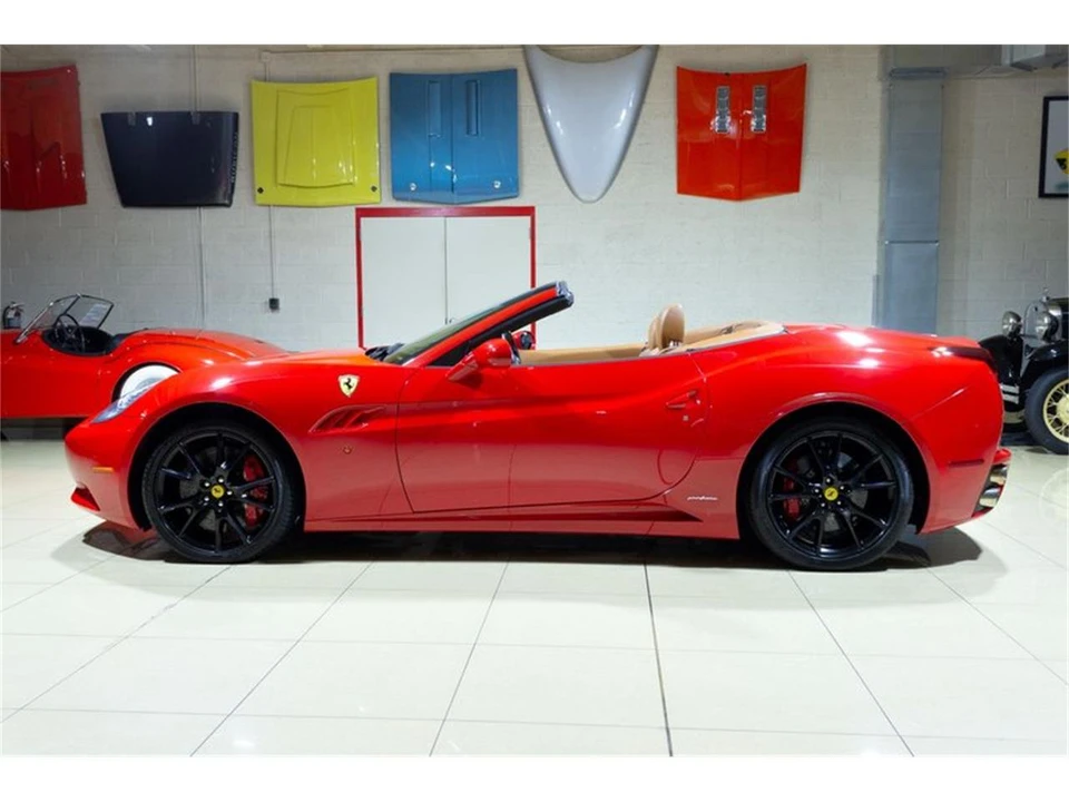 2010 Ferrari California - Image 10 of 31