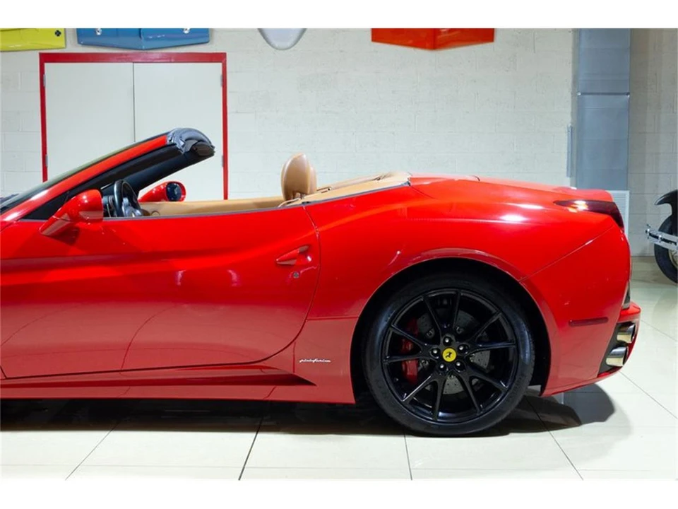 2010 Ferrari California - Image 7 of 31